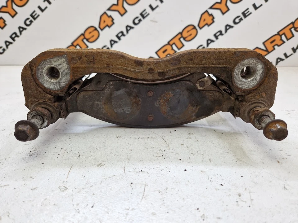 2012 FORD RANGER LIMITED 3.2 TD LEFT FRONT BRAKE CALIPER CARRIER BRACKET - Image 2 of 4