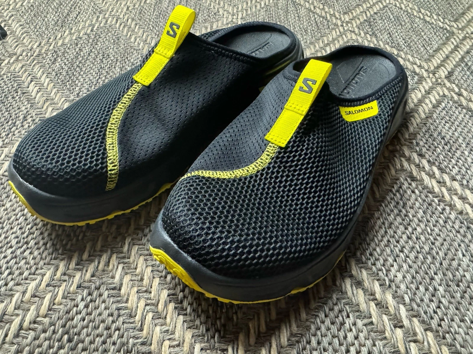 Scarpe da uomo Salomon Reelax Slide 6.0 nero giallo taglia 10 5 Mules slip on