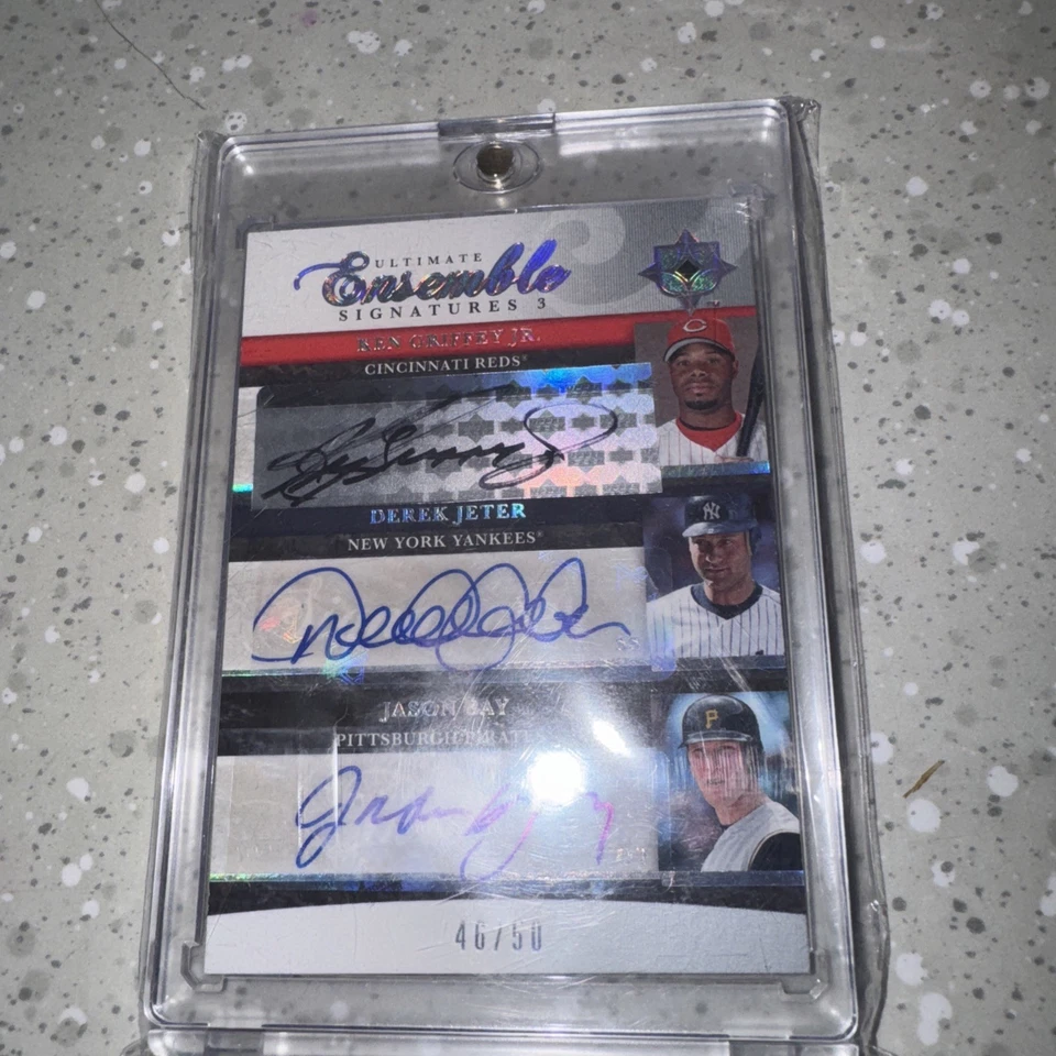 Ultimate Collection 2006 - Ultimate Ensemble Signatures 3 Ken Griffey Jr, Derek Foto 2 de 4