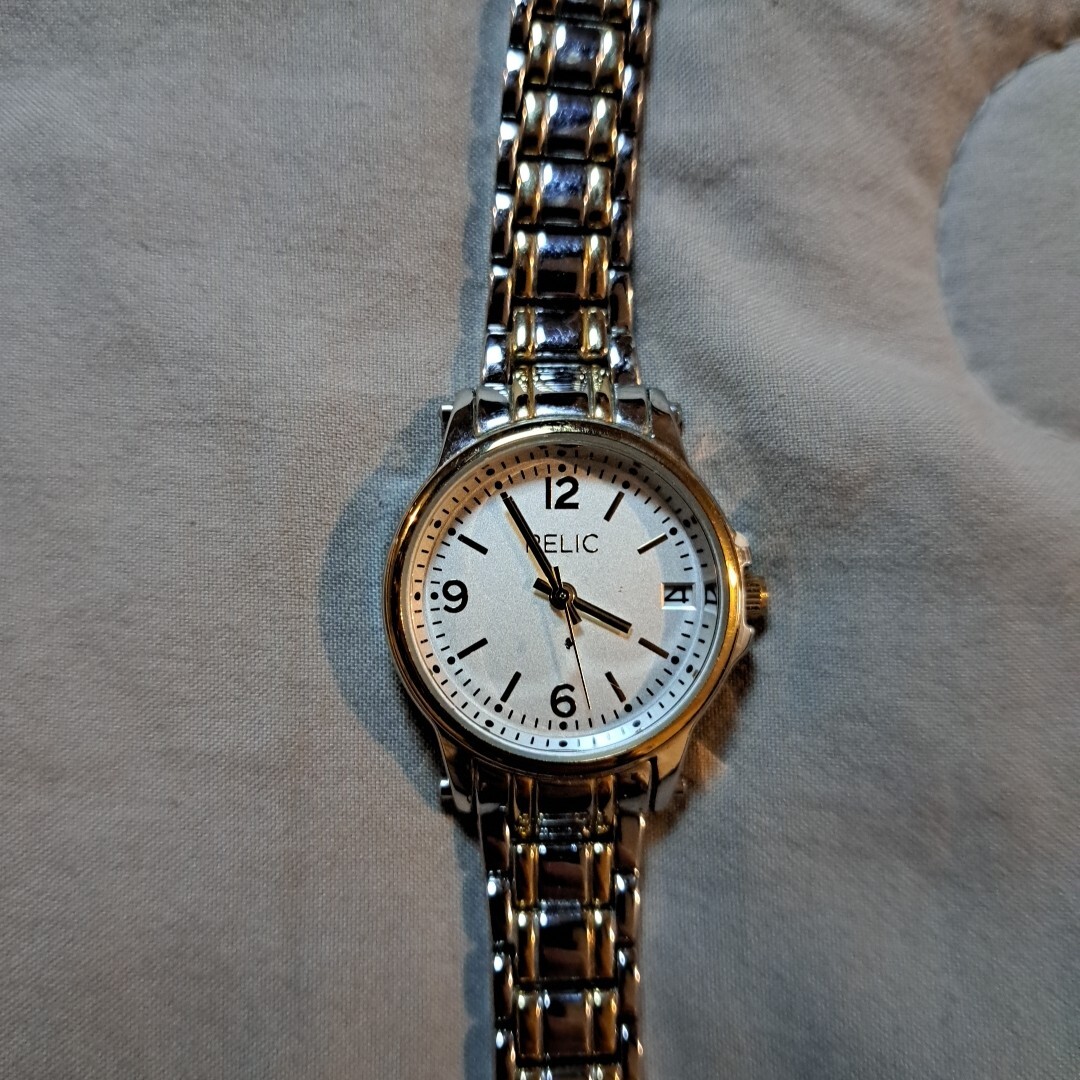 Relic Watch By Fossil Womans Gold Silver Tone Zr34347 | eBay display picture 3