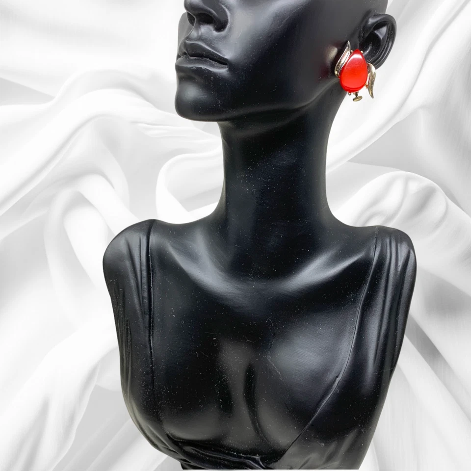 Vintage Coro Earrings & Necklace Set Clip On Red Abstract Acrylic Gold Tone - Image 4 of 4