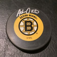 Adam Oates Boston Bruins Autographed Puck Silver Signature HOF Silver w/ Case