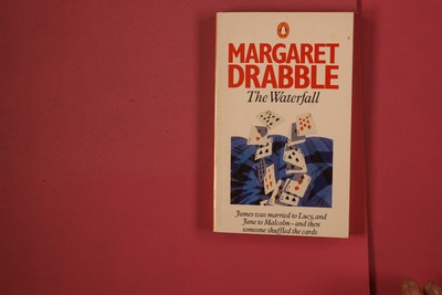331800 Margaret Drabble THE WATERFALL Penguin Books