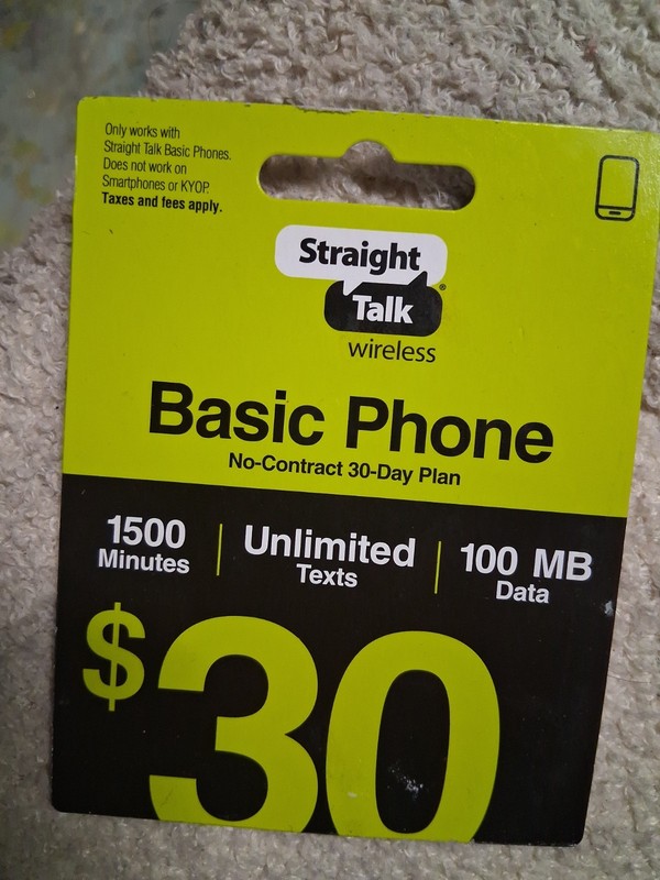 $30 Straight Talk Basic Phone Card • NOT FOR SMART PHONES • Not Used 30 Day Plan