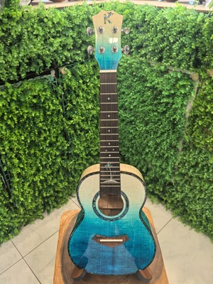 Kamehameha Ukulele KC-28 EQ Solid Top Tiger Maple Concert w/electric pickup
