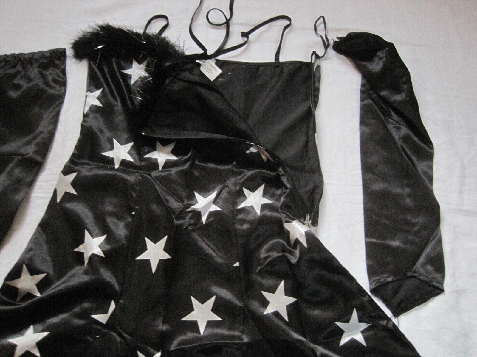 Plüschpuppen Kleidung - Schwarzes Katzenkostüm Mit Roter Schleife