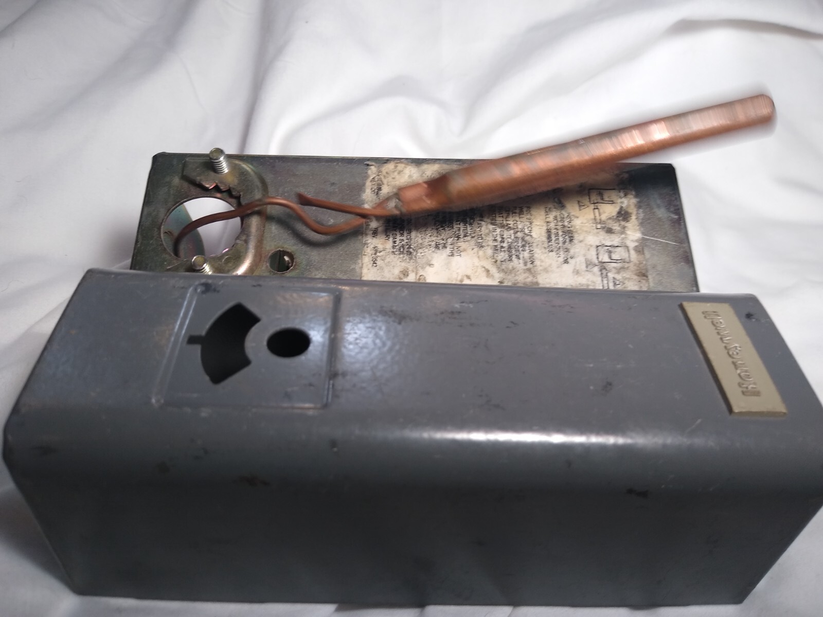 Honeywell L4006A 2015 Hi Temp Aquastat for Hot Water Boilers, 100°240°F eBay