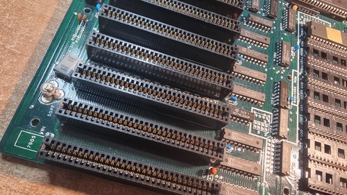 DTK XT motherboard + NEC D8088D CPU - Picture 4 of 10