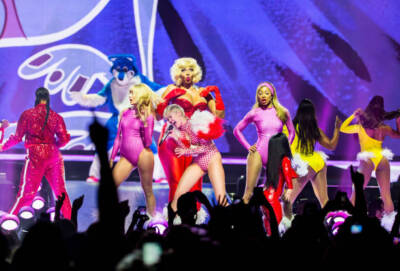 Miley Cyrus at her Bangerz Tour at The Palace of Auburn Hills on- 2014 Photo 23