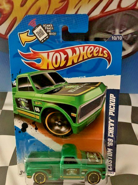 Hot Wheels 2012 HW City Works 10/10 140 Custom '69 Chevy Pickup GREEN MC5
