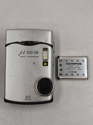 Olympus 850 SW 8.0 MP Digital Camera Silver - Refurbished