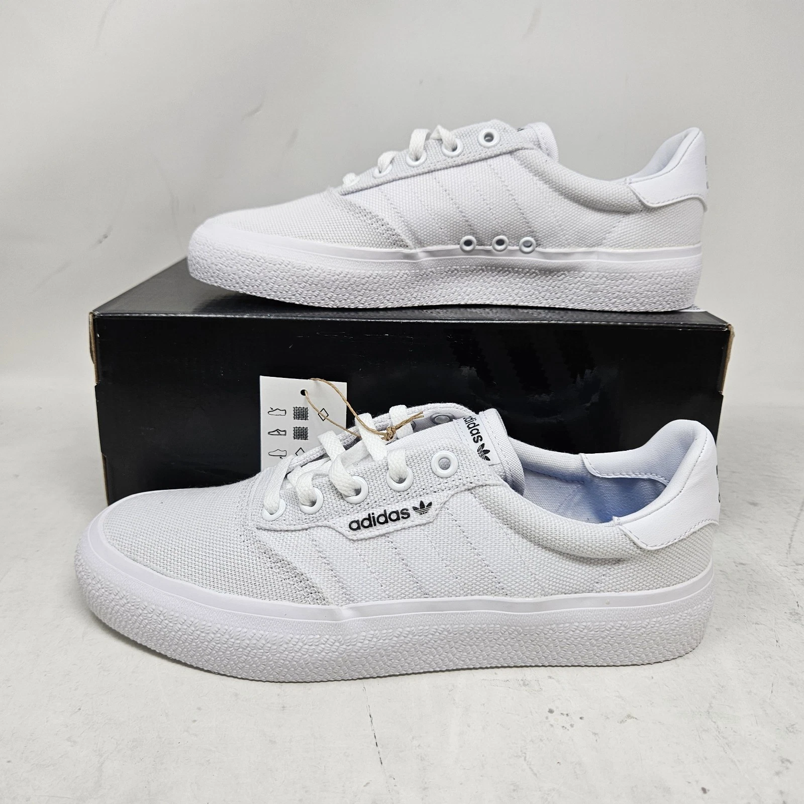 Adidas Original 3MC Comfy White Casual Shoes / B22705 / Men's 6.5 , Women's 7.5