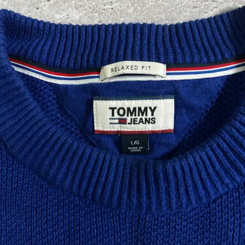 Tommy Jeans Color Block Knit Sweater - Casual, Unisex thumbnail 2