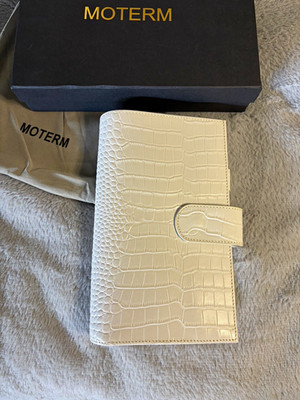 Moterm Cream White Croc-embossed Travelers Notebook Cover with big Back Pocket
