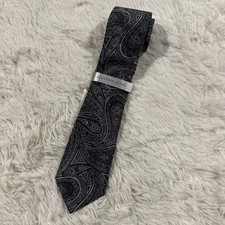 Geoffery Beene mens gray classic paisley neck tie NWT 55 msrp