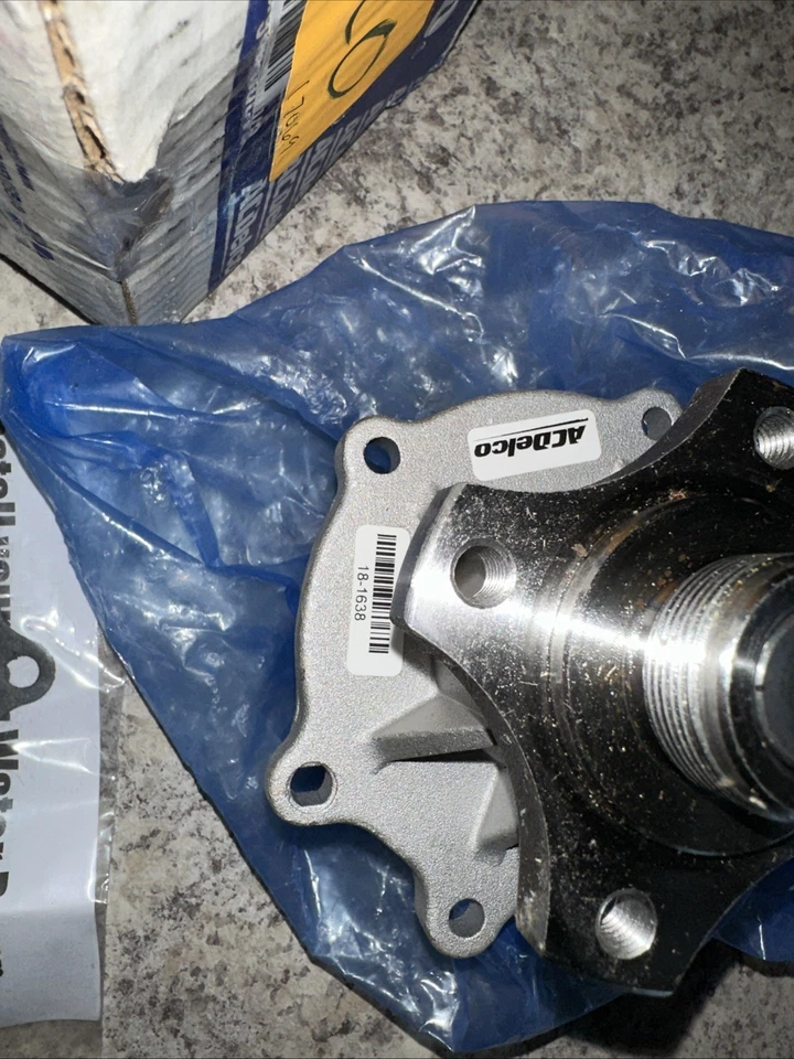 Bomba de agua de refrigerante de motor profesional para Chevy 890036357/ACDelco 252-822 Foto 2 de 4