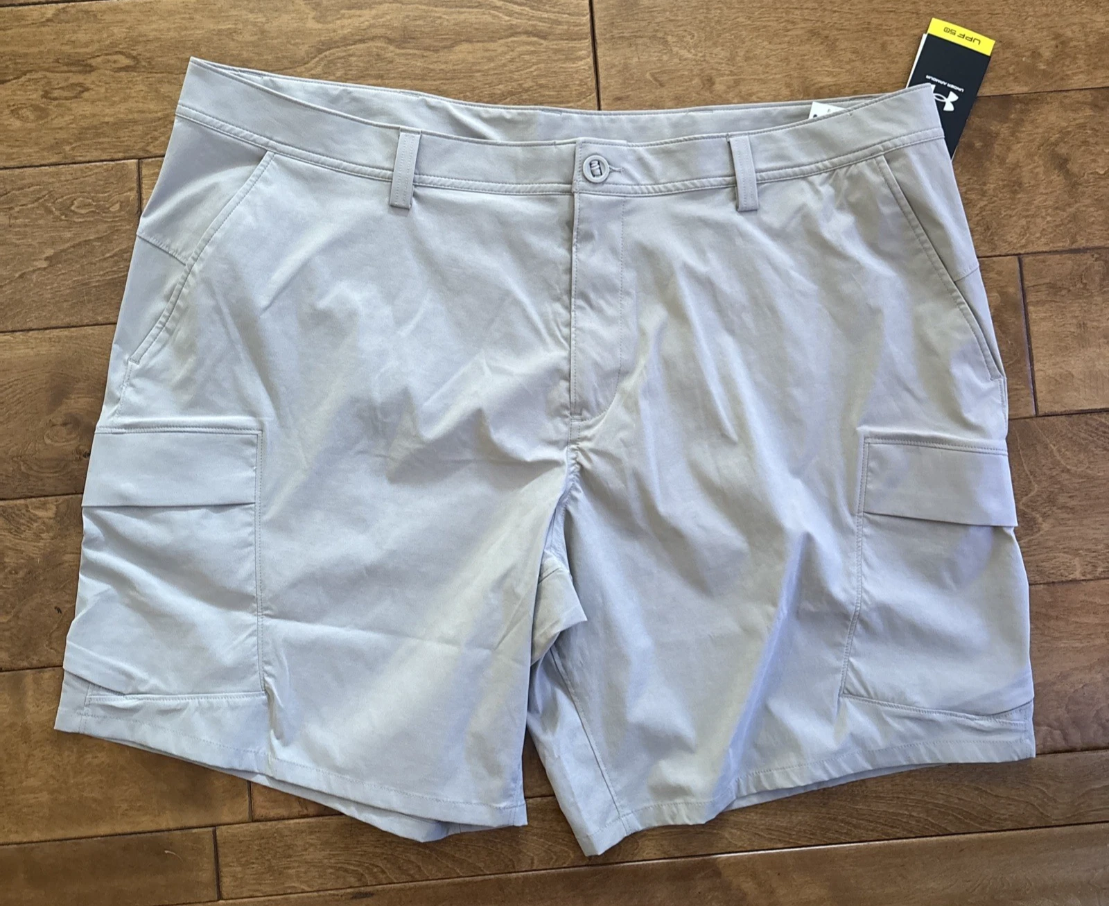 Under Armour UA Fish Hunter 2.0 Storm Cargo Shorts Mens 344 Beige Tan UPF 50 NEW