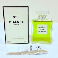 Chanel No 19 Eau de Parfum Chanel аромат - аромат для жінок