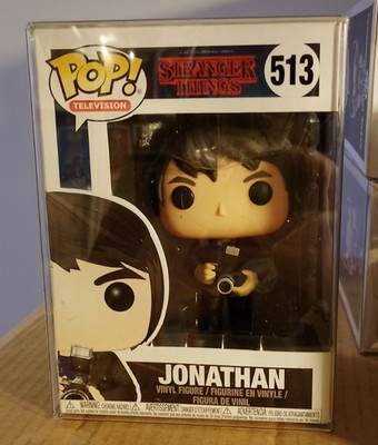 Funko Pop Stranger Things Jonathan #513 + Protector