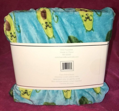 Chateau Lin Plush 50” x 60” Throw Blanket Avocado Kitty Cat NEW! - Picture 2 of 3