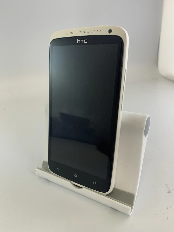 HTC One X White 4GB Unlocked Android Touchscreen Smartphone 8MP Camera 1GB RAM  - Image 3 of 4