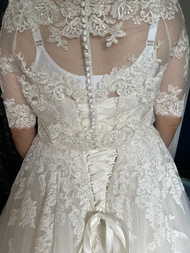 wed2b wedding dress - Picture 2 of 24