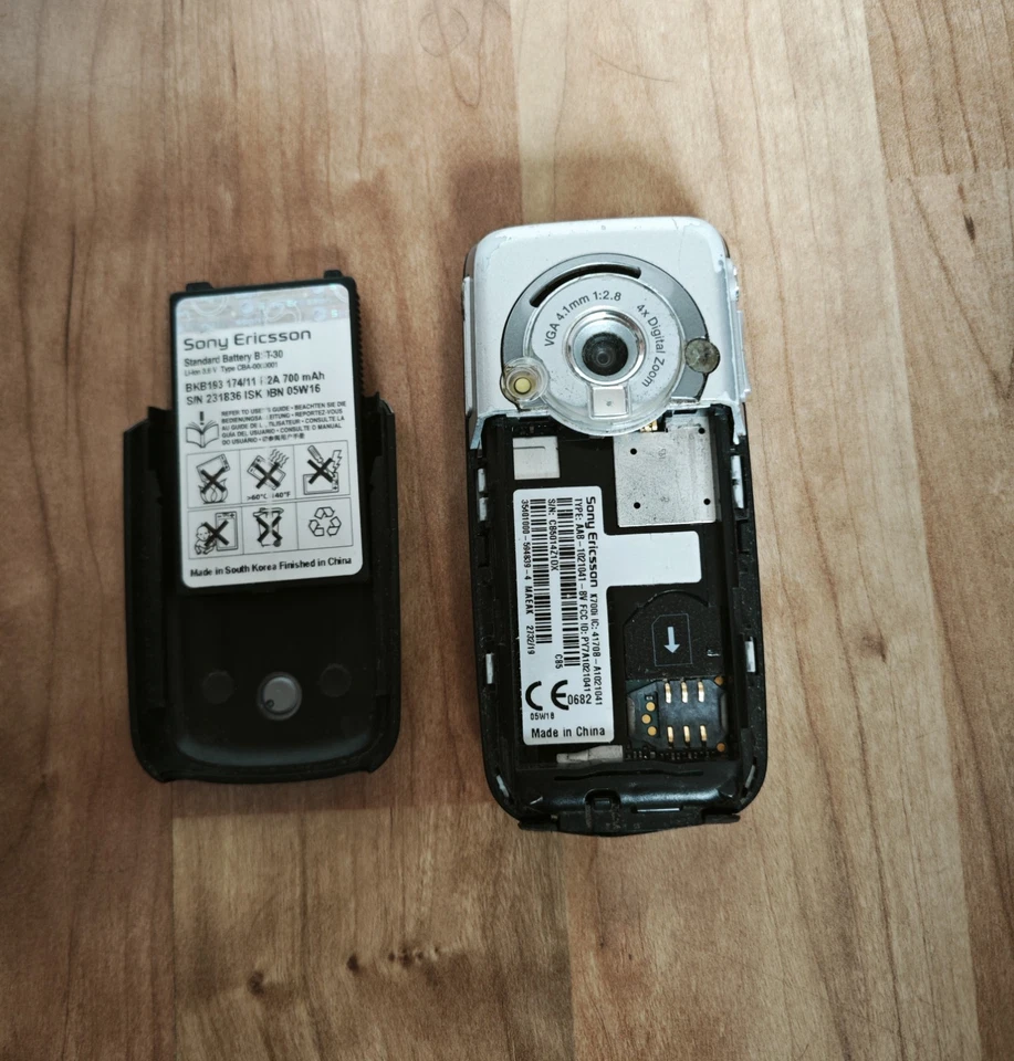 Sony Ericsson K700i in blau-grau - Bild 3 von 3