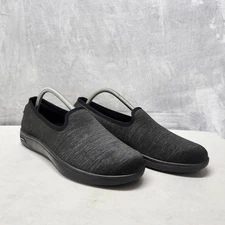 Skechers Womens Size 10 Gray Black Comfort Slip On Shoes Arch Fit Air Cooled 