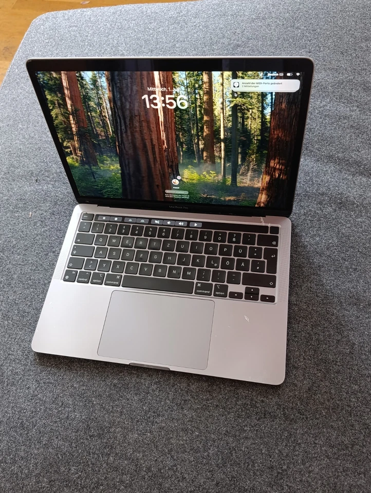 Apple MacBook Pro 13" M1 · 8GB · 512GB, Foto 1 von 5