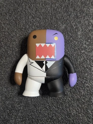 Funko Mystery Minis Domo DC Comics Two-Face Vinyl Figure
