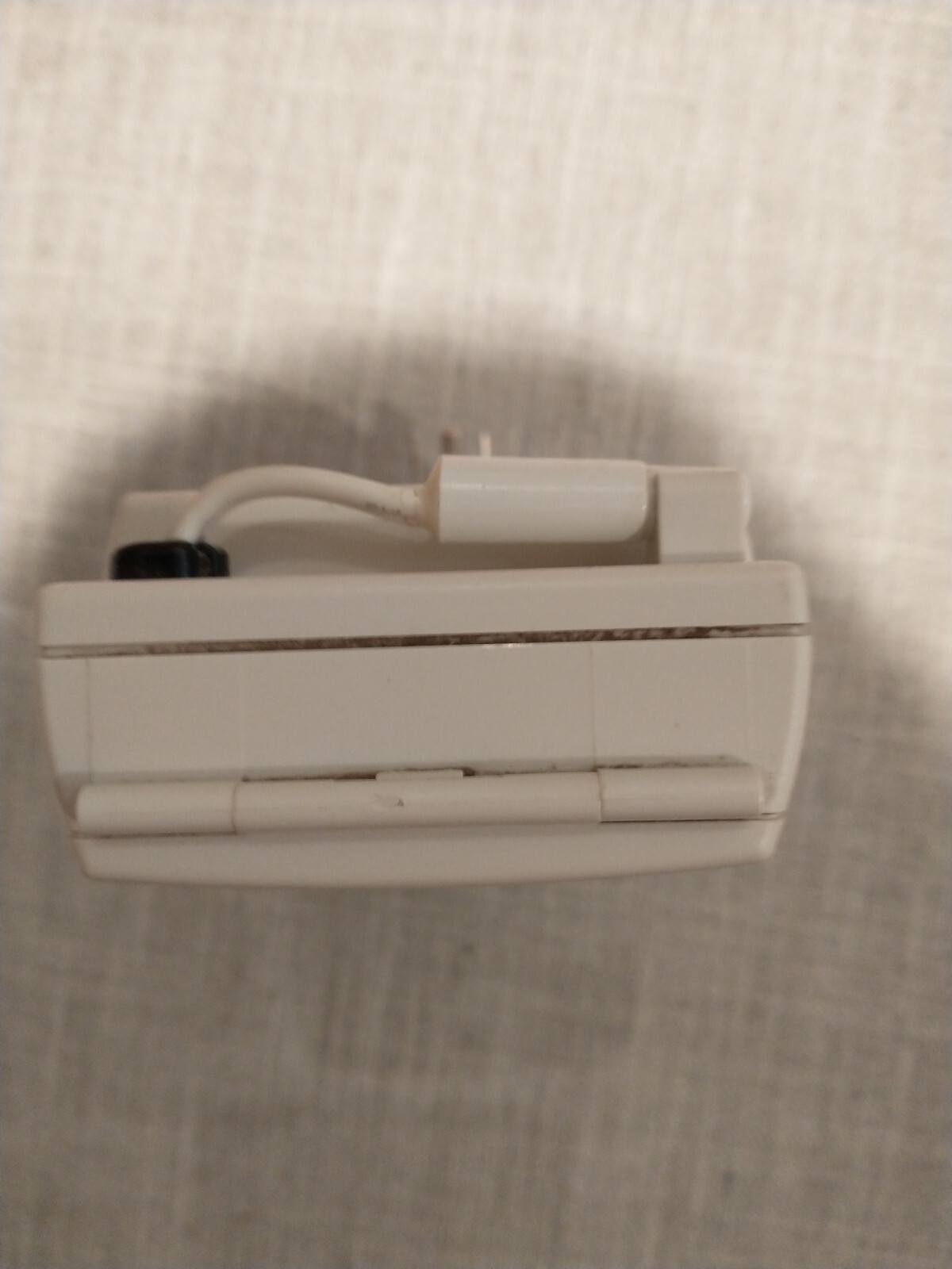 Lux WIN100 Programmable Outlet Thermostat