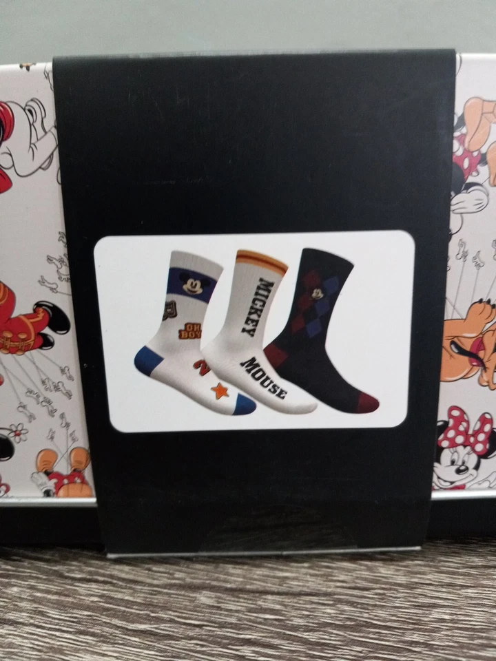 PACK DE 3 CALCETINES UNIVERSITARIOS DISNEY MICKEY MOUSE & FRIENDS SET DE REGALO ADULTO TALLA S/M NUEVOS Foto 4 de 4