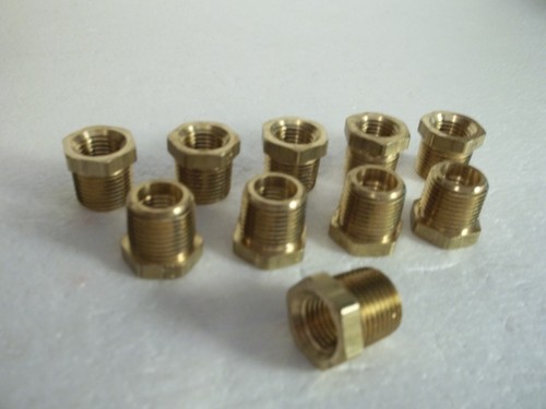(10pk) NPT Pipe Reducer Hex Bushing Adapter Brass Fitting 3/8" Male x 1/4"Female