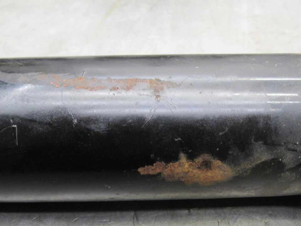 Soporte amortiguador delantero Yamaha SRV 540 1985 moto de nieve Yamaha Foto 3 de 4