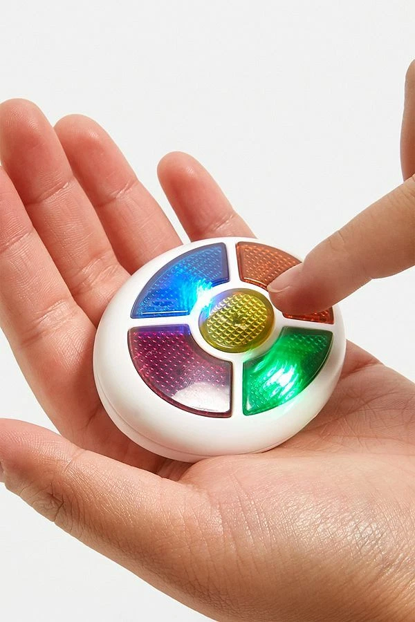 MAX MEMORY GAME Simon Says Handheld ELECTRONIC GAME Lights Sound Travel Portable - Image 2 of 4