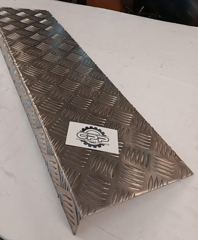 DOOR STEP TREAD PLATE Angle 8