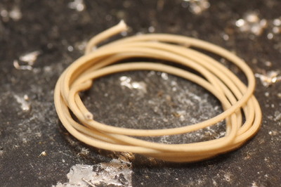 22 AWG Cloth 7-Strand Copper Hook-Up Wire soldered White Vintage type