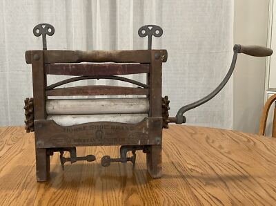 Antique Wood Universal Horse Shoe Brand Clothes Wringer w/Hand