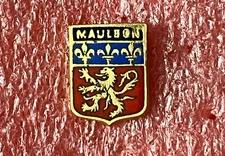 T06 Pins Armor MAULEON 79700 Coat of Arms Coat of Arms Badge Hat Lapel Pin