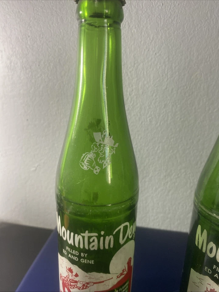 Mountain Dew винтажная бутылка коллекционное издание и Gene 3 упаковки - Изображение 3 из 4