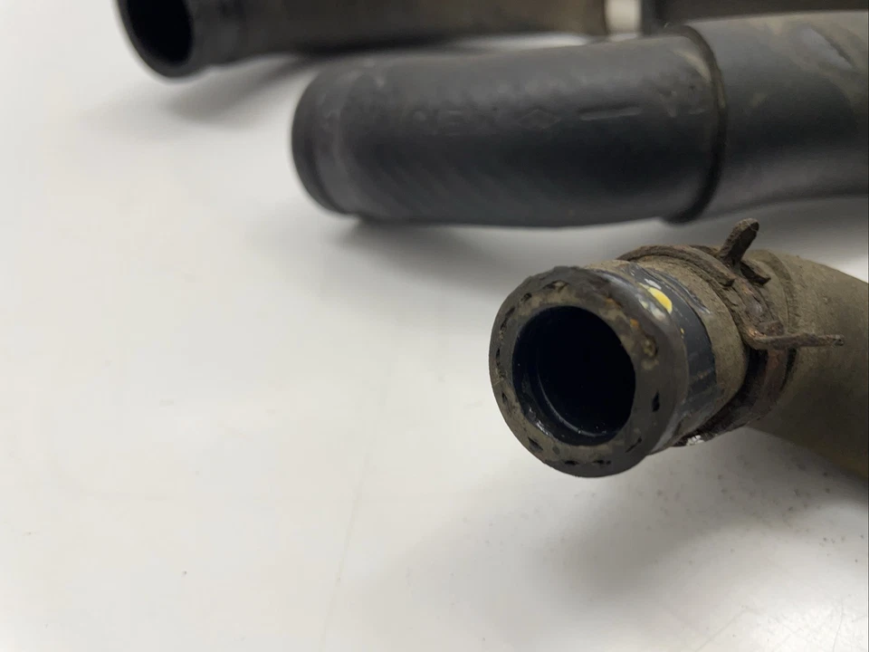 ♻️ Yamaha Yzf R6 5SL 2003 - 2004 Water Coolant Pipes Hoses ♻️ — 第 2/4 张图片