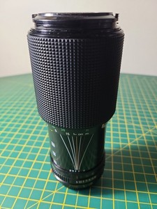 Canon FD 70-210mm f/4 Zoom Lens - Fully Usable (Read Focus Note)