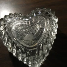 Crystal Heart Trinket Box Glass Clear Heart Shaped Box Dish Lid Jewelry Box