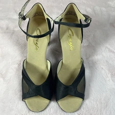 Capezio Women's Dance Shoes Size 7.5 M Black