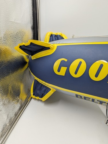 Dirigibile gonfiabile Goodyear appeso 33" - Foto 5 di 6