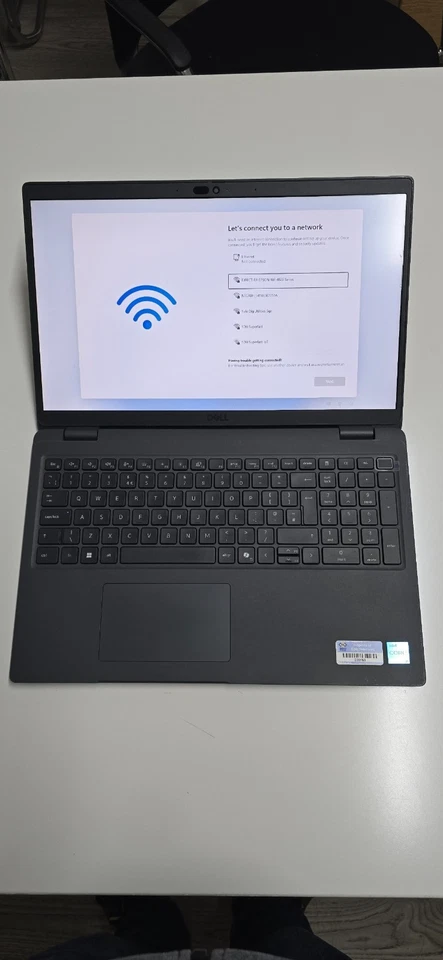 Dell Latitude 3550 · i5-1335U · 8GB · 256GB, photo 1 of 5