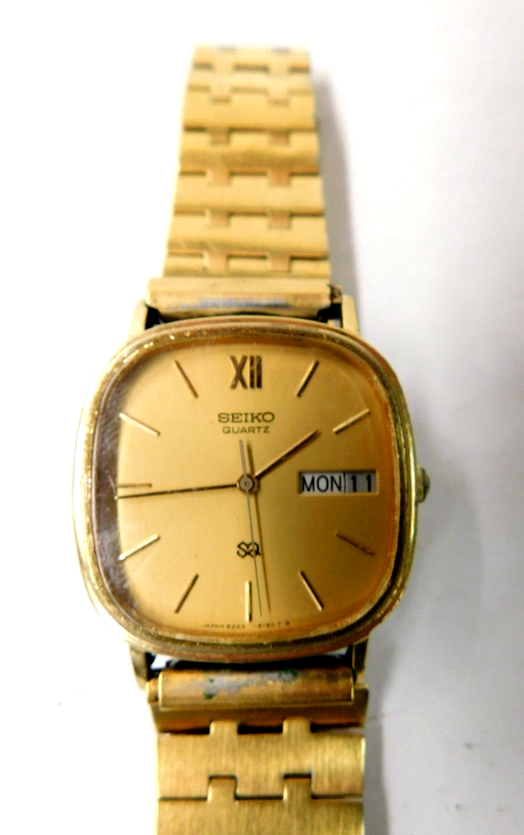 稼働品 SEIKO メンズ 腕時計 セイコー ゴールド クオーツ式 ビンテージ SEIKO MEN'S VINTAGE GOLD-TONE DAY-DATE QUARTZ WATCH 8223