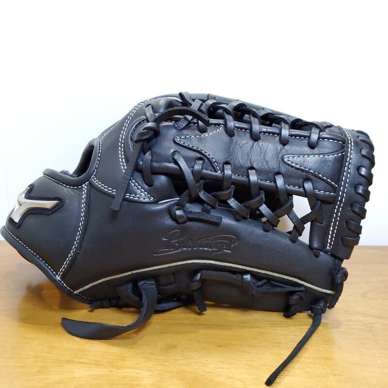 yu-ichiro s-l400.jpg