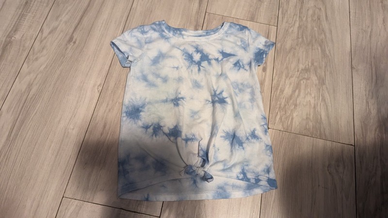 BLUE TYE DYE  SHIRT SIZE XS 4-5