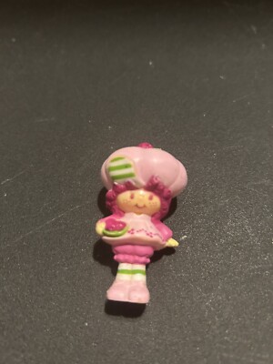 Raspberry Tart On Roller Skates PVC Mini Fig Strawberry Land
